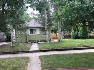 Building Photo - 3 Bedroom 2 Bathroom in Old Town Windsor!