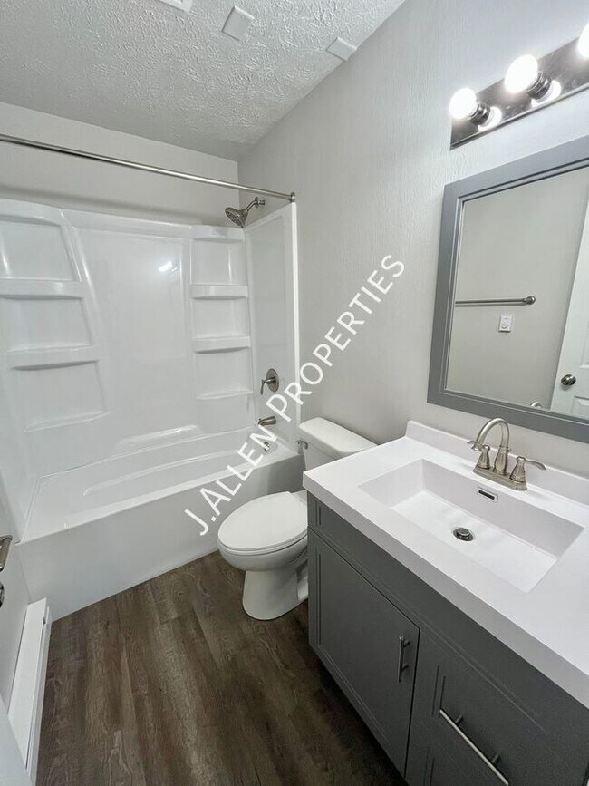 Foto del edificio - 111 Gold Strike Dr