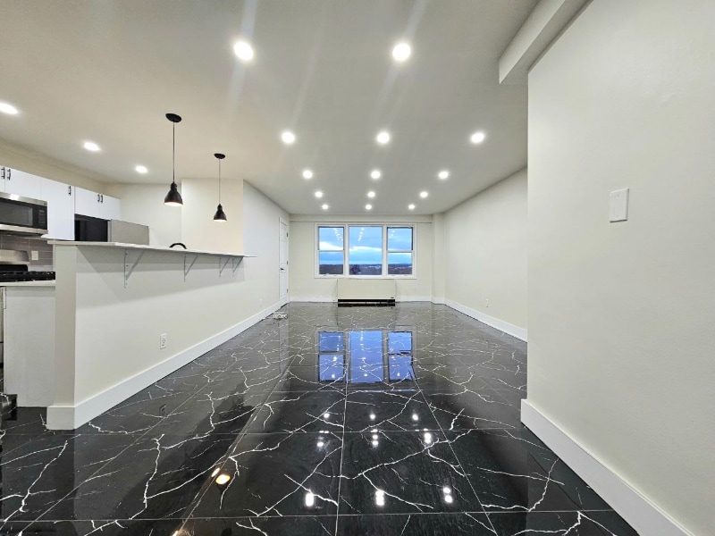 750 N Broad St Unit 12G, Elizabeth, NJ 07208 Room for Rent in