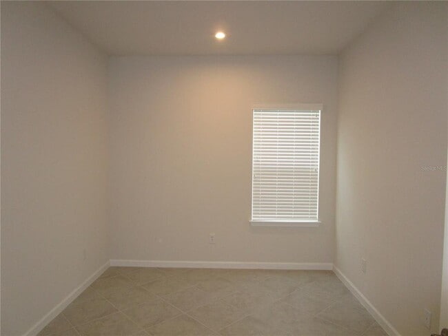 Building Photo - 29375 Rosemallow Rd