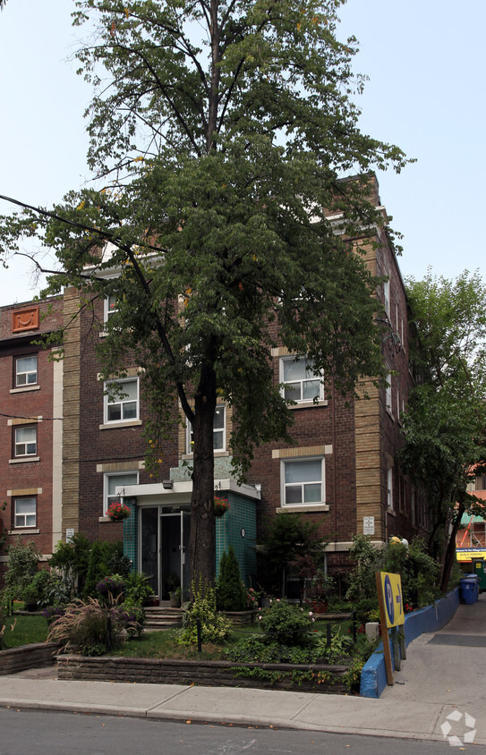Building Photo - 58 Maitland St