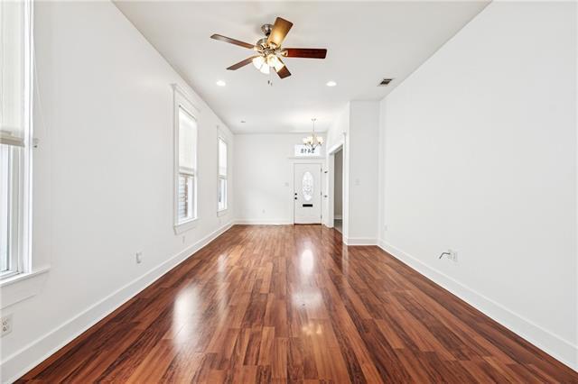 Foto del edificio - 2418 General Taylor St