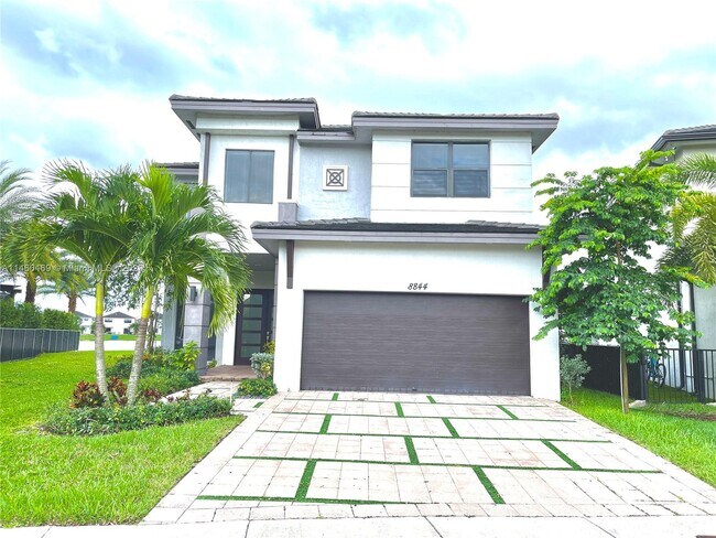 Building Photo - 8844 NW 160th Terrace