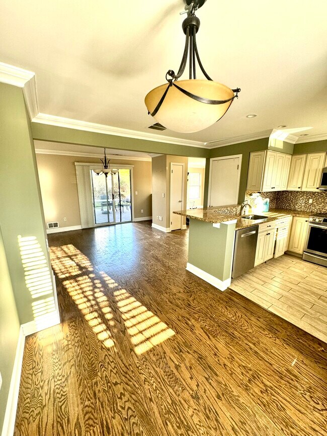 Foto del edificio - 214 Reed Ln