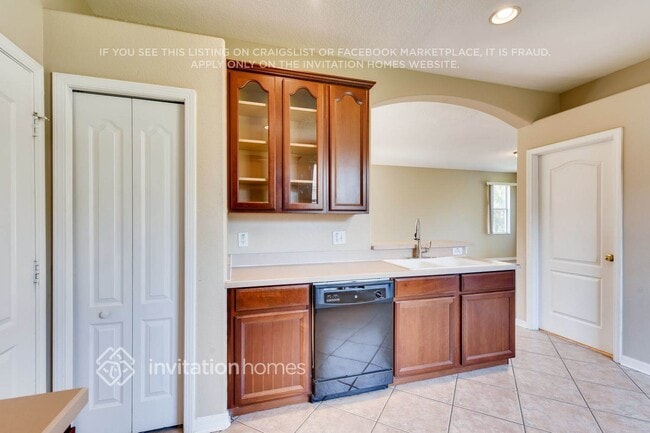 Building Photo - 8557 Deer Chase Dr