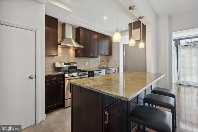 Foto del edificio - 1452 Spring Rd NW