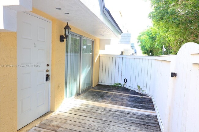 Building Photo - 6845 SW 45th Ln
