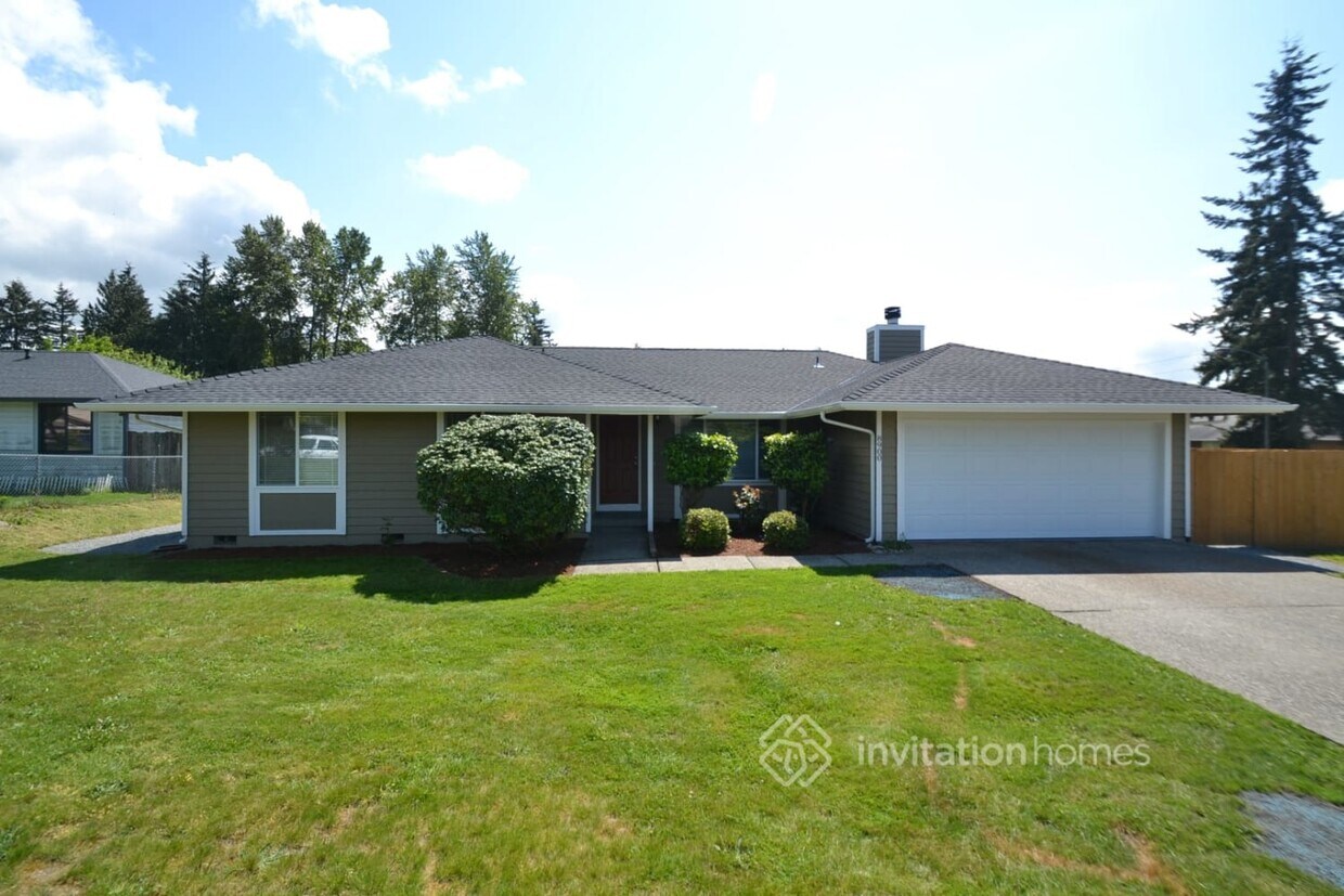 Foto principal - 8900 10th Pl SE