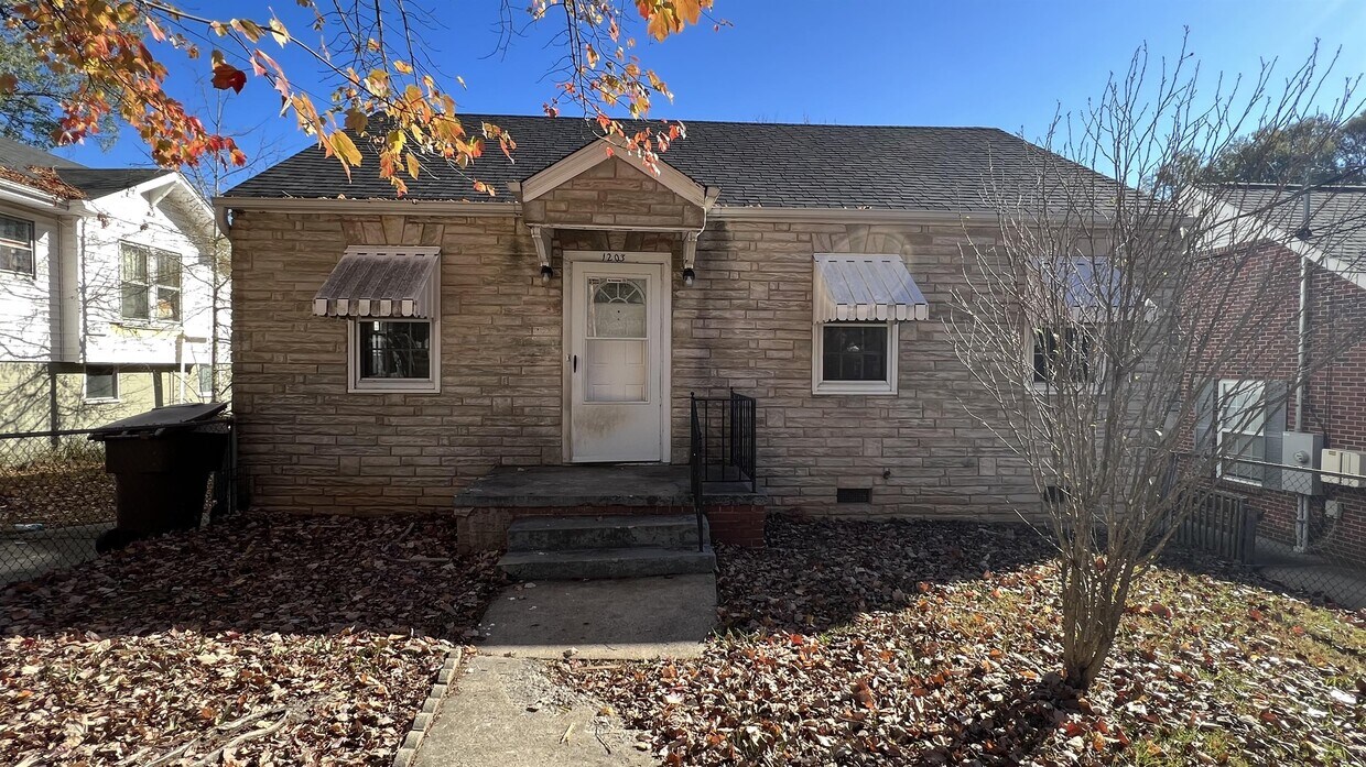 Foto principal - 1203 Lexington Ave