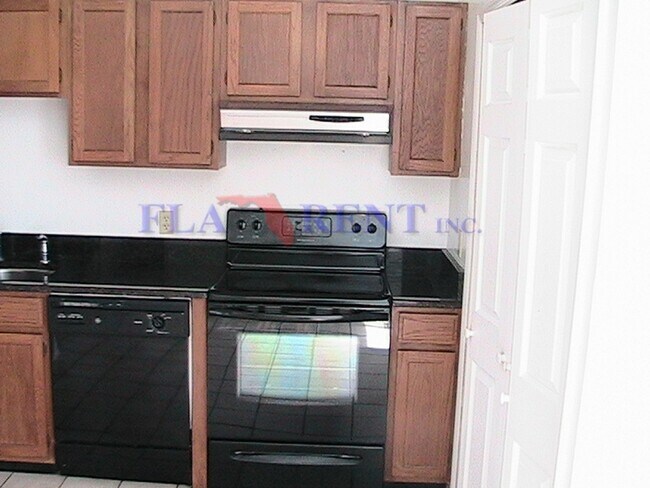Building Photo - 1309 Groveland Ave