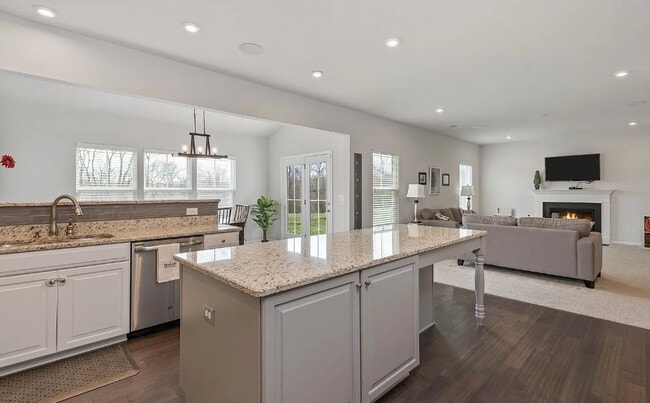 Foto del edificio - 1729 Eastwick Ln