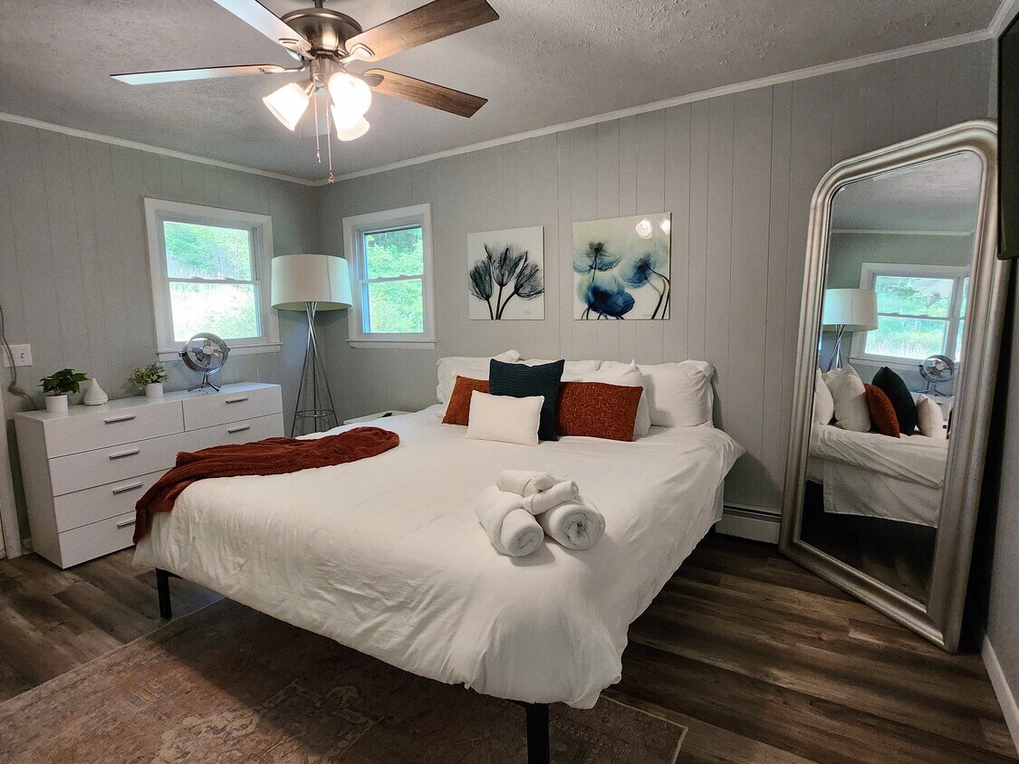 Foto principal - 640 Fairview Heights
