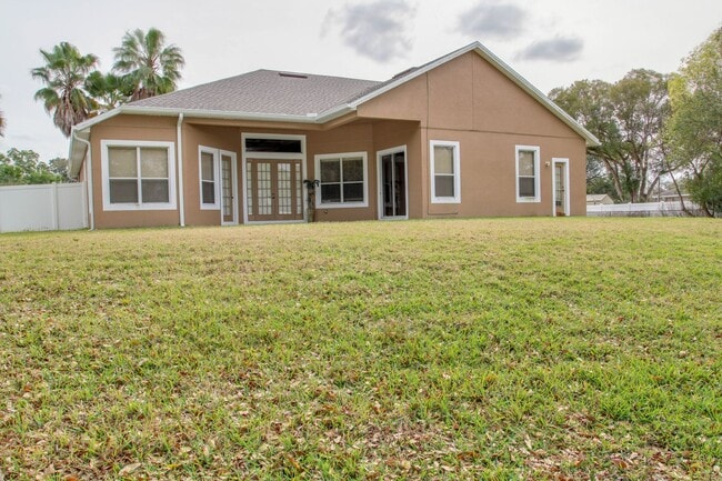 Photo - 805 Bainbridge Loop House