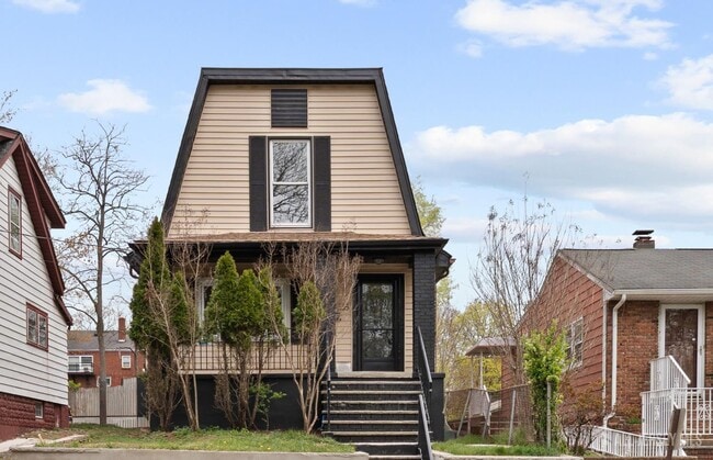 Building Photo - 255 S 6th Ave