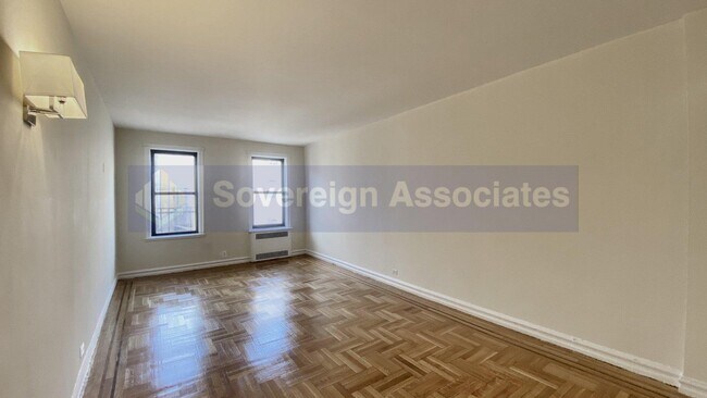Building Photo - 55 Cooper Street