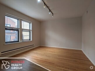 Building Photo - 2838 W Palmer St