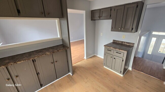 Building Photo - 5515 Dollar Hide S Dr