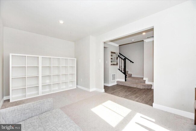 Foto del edificio - 6042 Fallfish Ct