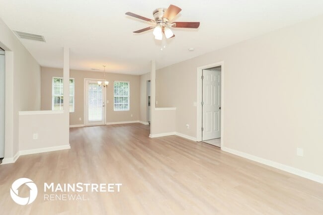 Foto del edificio - 542 Scrooch Ct