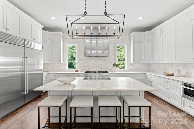 Building Photo - 8411 Double Eagle Gate Way