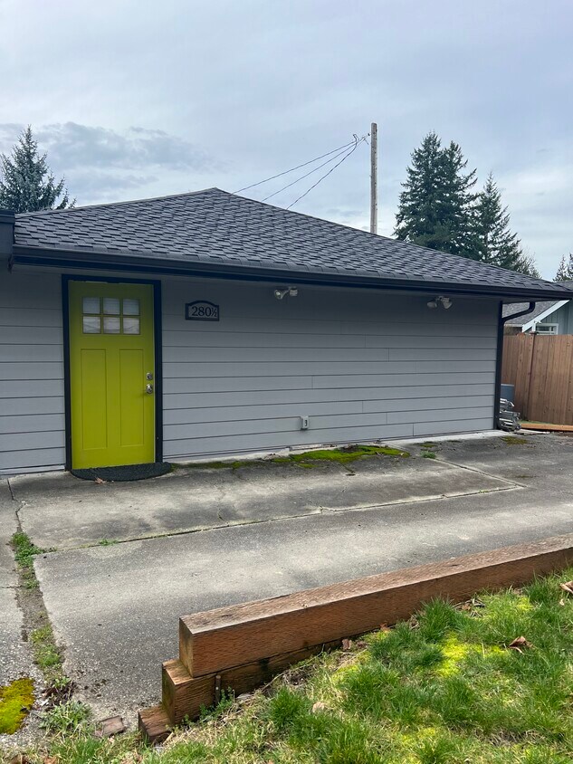 Primary Photo - 280 2nd Ave NE