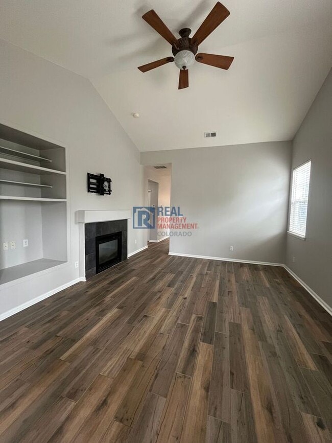 Foto del edificio - 6725 Turnstone Ave