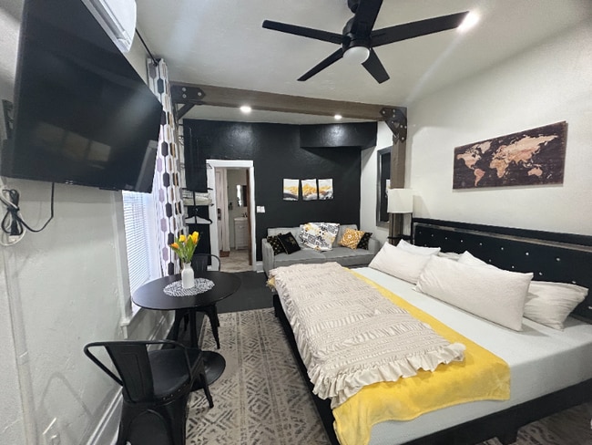 Foto del edificio - 859 S Grn St