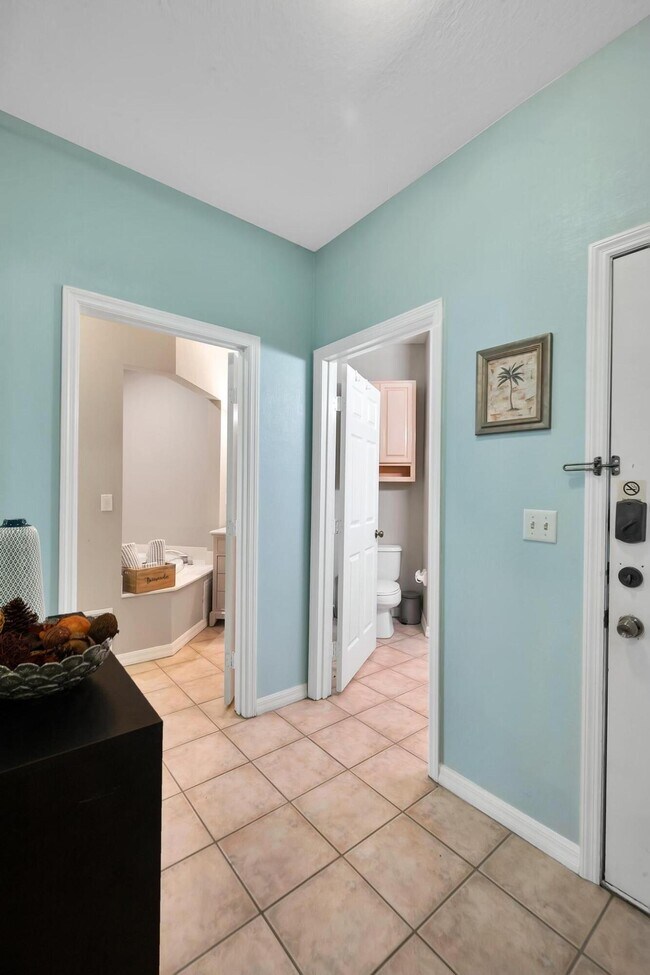 Building Photo - 9865 Perfect Dr