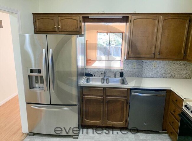 Building Photo - 1129 King Arthur Ct