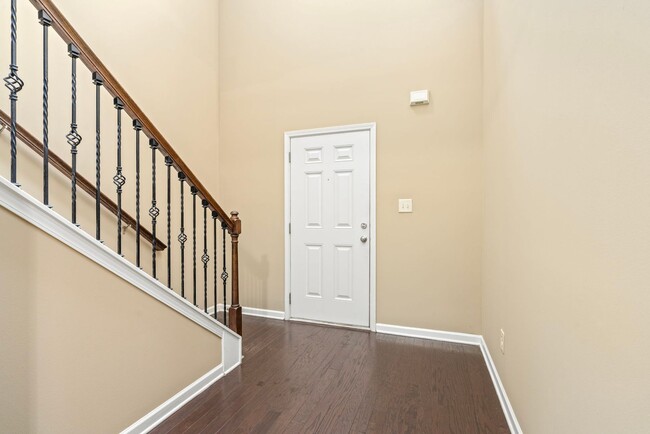 Building Photo - 2705 Bechet Ln