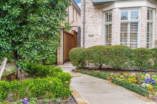 Foto del edificio - 4333 Glenwick Ln
