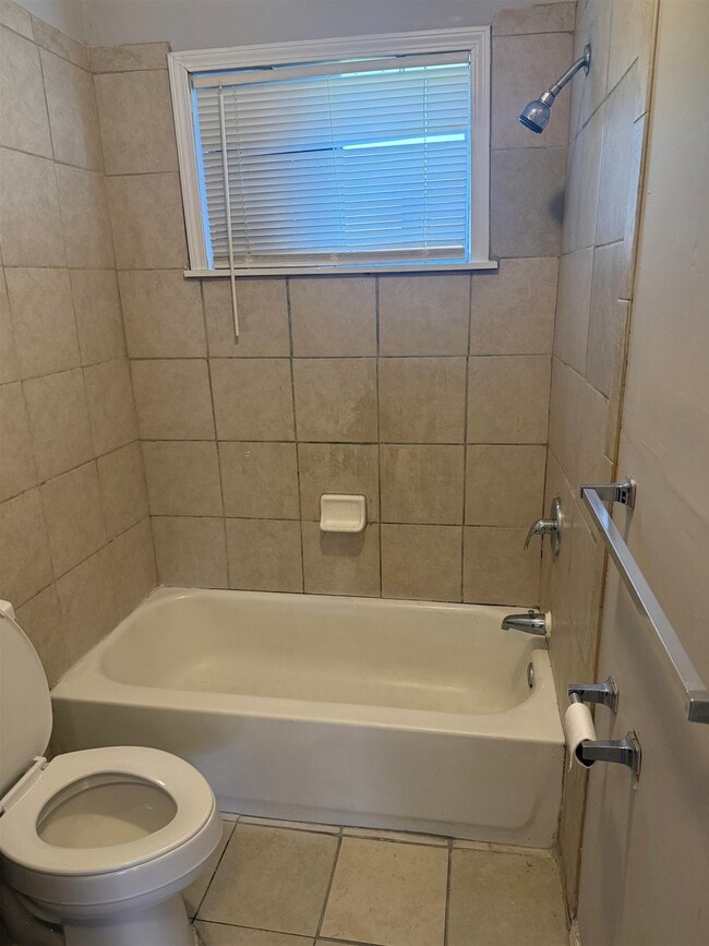 Building Photo - 273 Gaston Ave