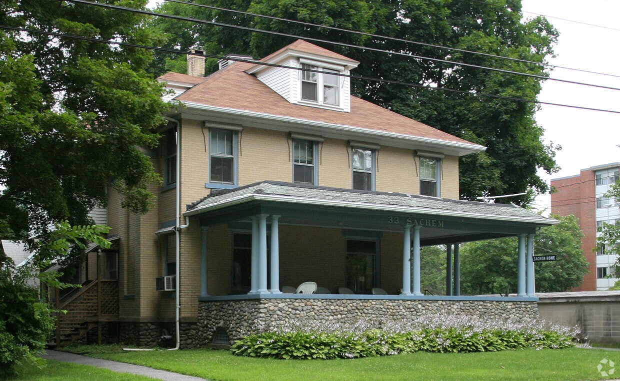 Foto del edificio - 33 Sachem St