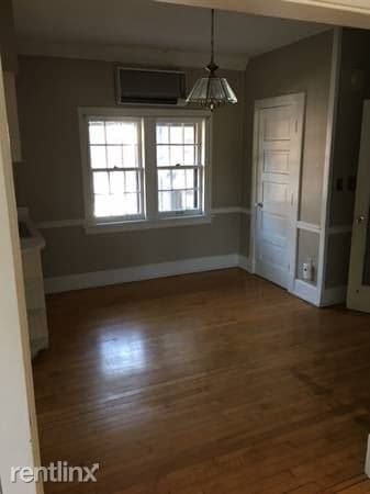 Primary Photo - 4001 N Lake Dr