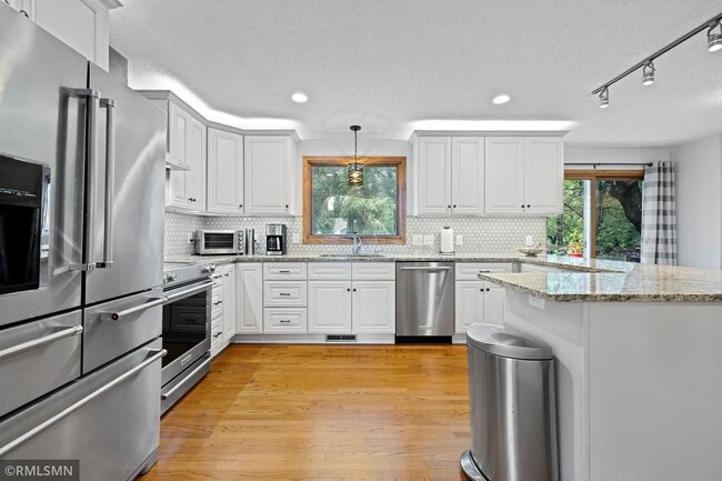 Cocina - 6868 Stonewood Ct