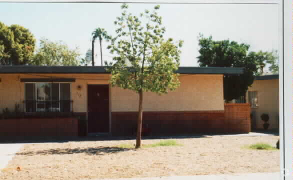 Primary Photo - Hacienda Del Rio