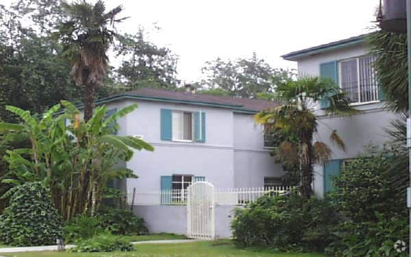 Building Photo - Chandler Garden Apartments