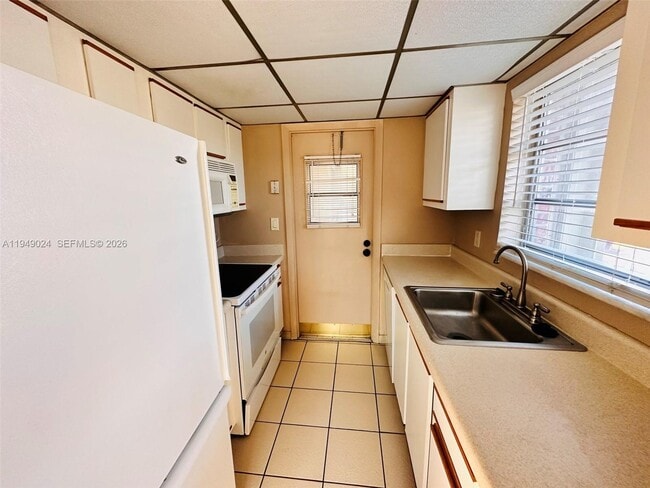 Foto del edificio - 2060 NW 81st Ave