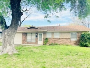 Building Photo - 3617 Statler Dr