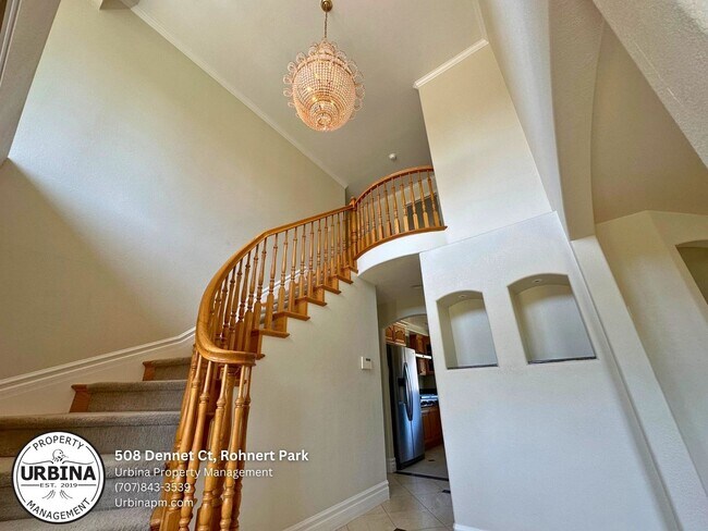 Foto del edificio - Expansive Rohnert Park D Section Home – Id...