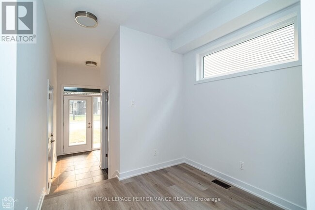 Building Photo - 99 Rappel Cir