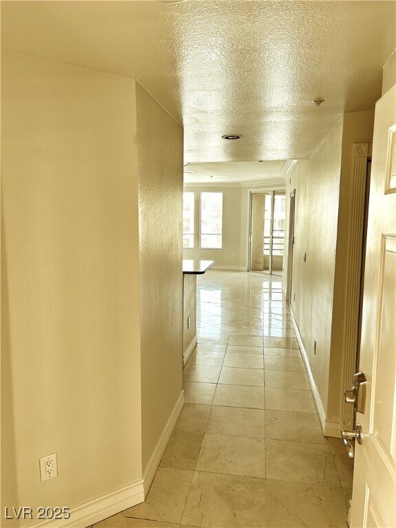 Building Photo - 220 E Flamingo Rd