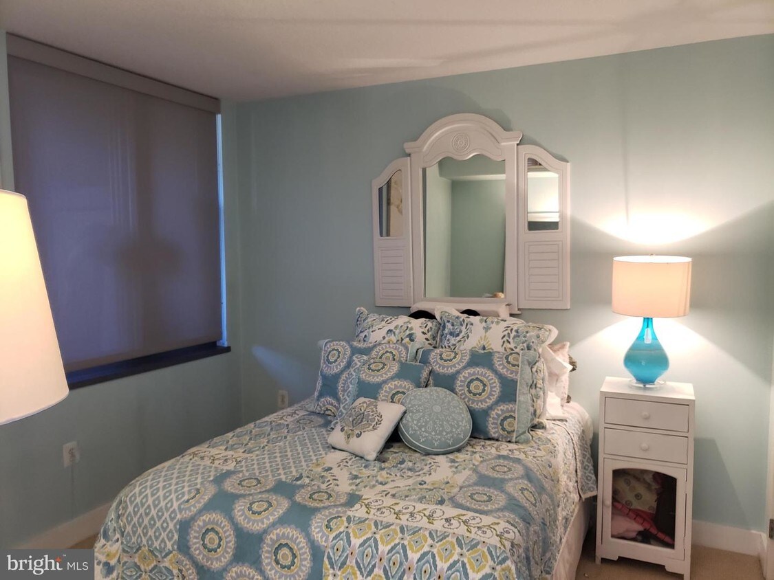 2001 15th St N Unit 421, Arlington, VA 22201 Condo for Rent in