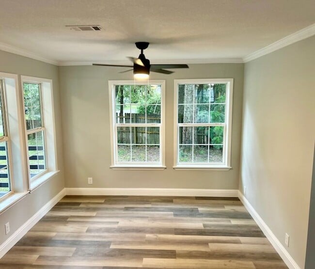 Building Photo - Ocean Springs 3 Bedroom