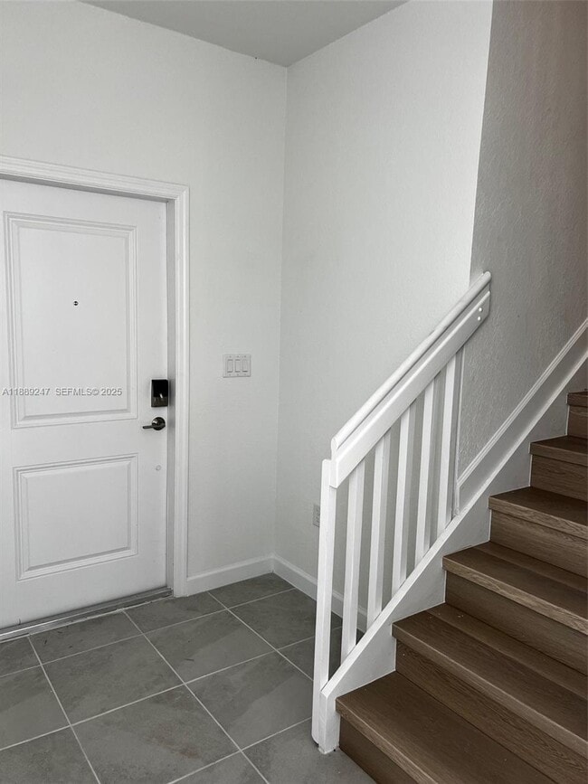 Foto del edificio - 2651 SE 24th Dr