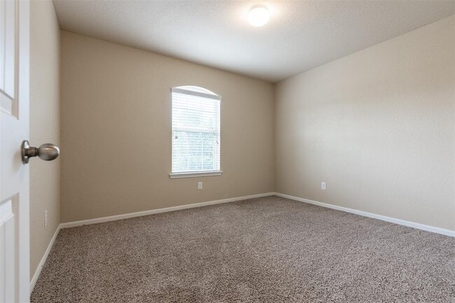 Building Photo - 2906 Iron Range Ct