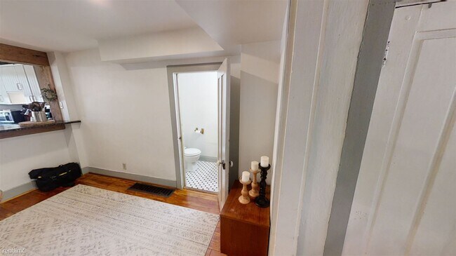 Foto del edificio - 3 br, 1.5 bath House - 151 Jackson St