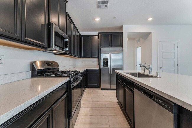 Building Photo - Contemporary Luxury: Your Dream Home!