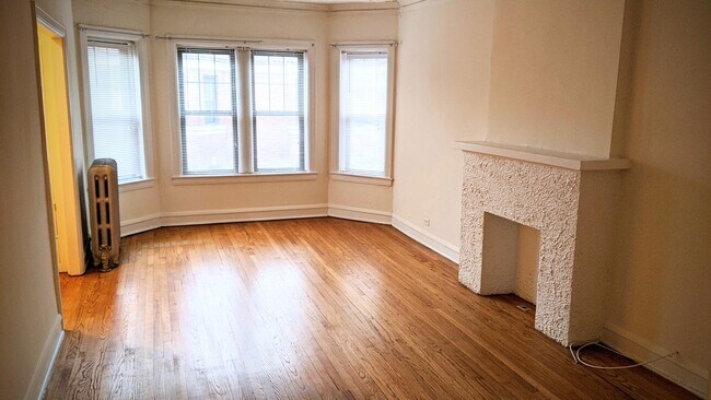 Building Photo - 2221 Ridge Ave