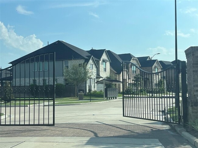 Foto del edificio - 6626 Albany Forest Ct